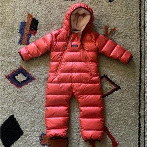 Patagonia Infant Hi-Loft Down Sweater Bunting
